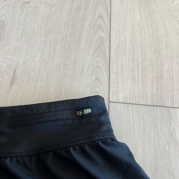 Nike  women’s black shorts size L - Picture 6 of 9